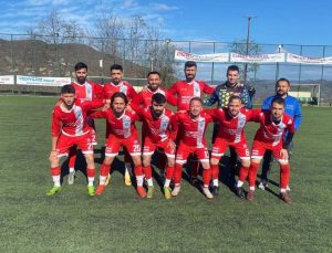 Aybastıspor, Gülyalı Bozkurtspor’u 2 golle geçti 2-0